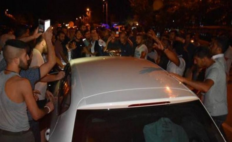 Aydın-İzmir yolunu 2 saat trafiğe kapattılar