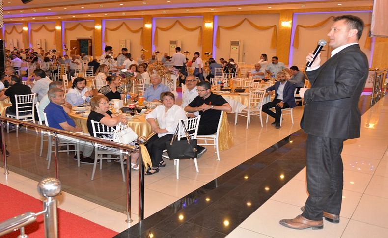 Başkan Aksoy'dan muhtarlara iftar yemeği