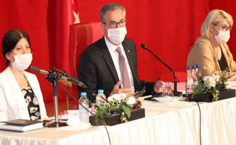Başkan Arda CHP'li Meclis Üyesi'ne sert çıktı: Siz varken AKP'ye gerek yok