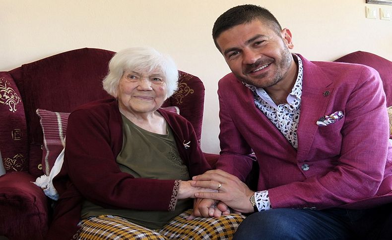 Başkan Gürbüz'den en yaşlı anneye ziyaret