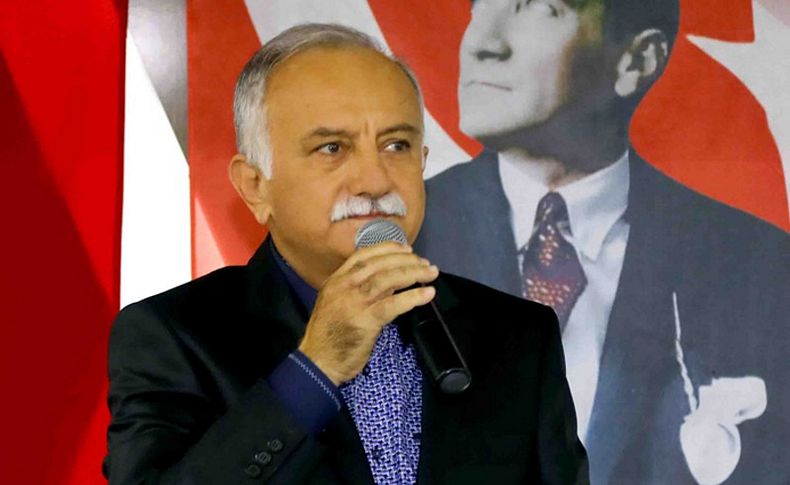 Başkan Karabağ'dan Kocaoğlu'na sert sözler: Biz kaçak dövüşmüyoruz