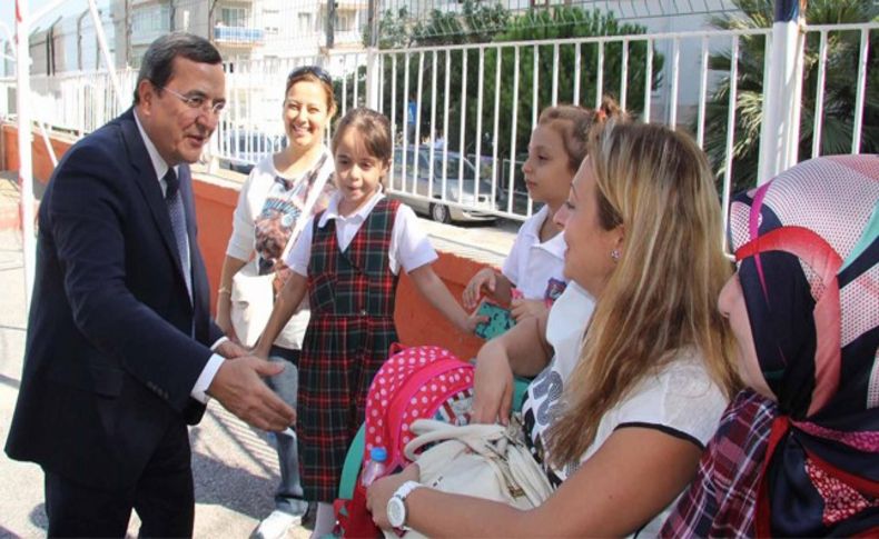 Başkan Batur'dan okullara ziyaret