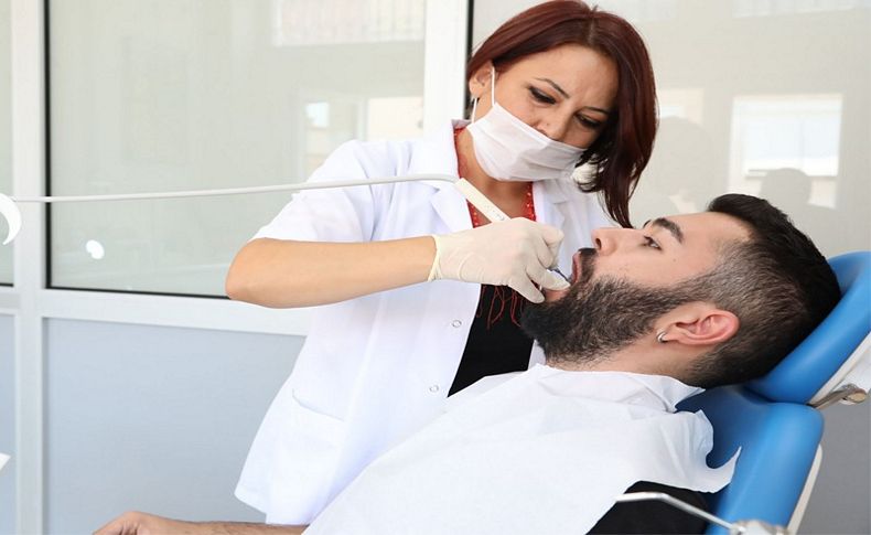Bayraklı'da 9 yılda ücretsiz 8'inci diş polikliniği