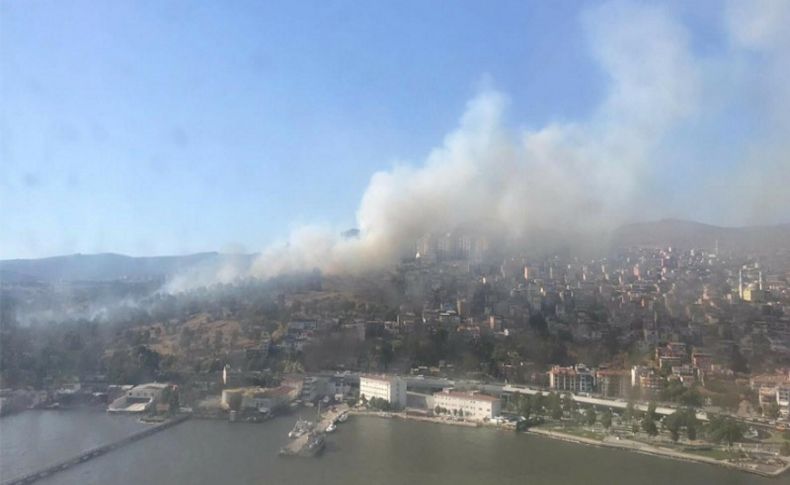 Bayraklı'daki askeri alanda orman yangını