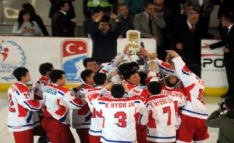 İzmir'deki şampiyonada kupa Kuzey Kore'nin