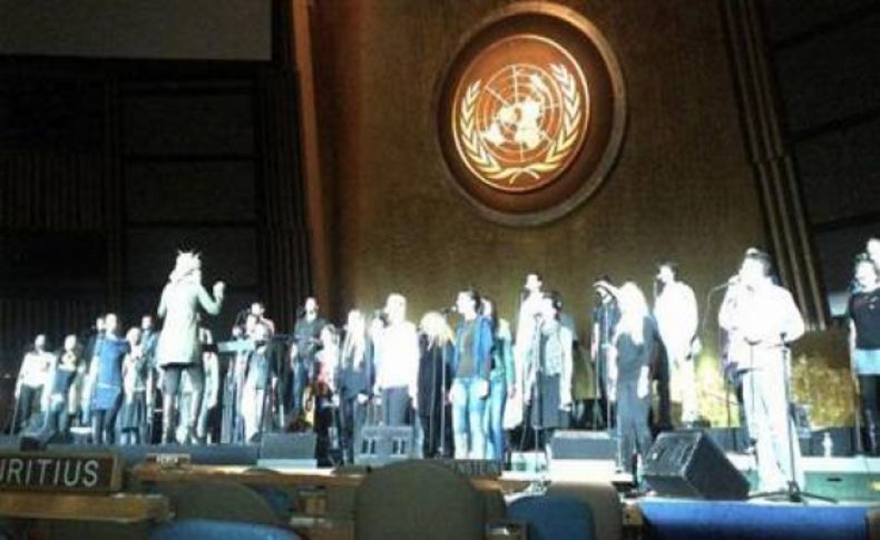 BM'de 'marş' skandalı