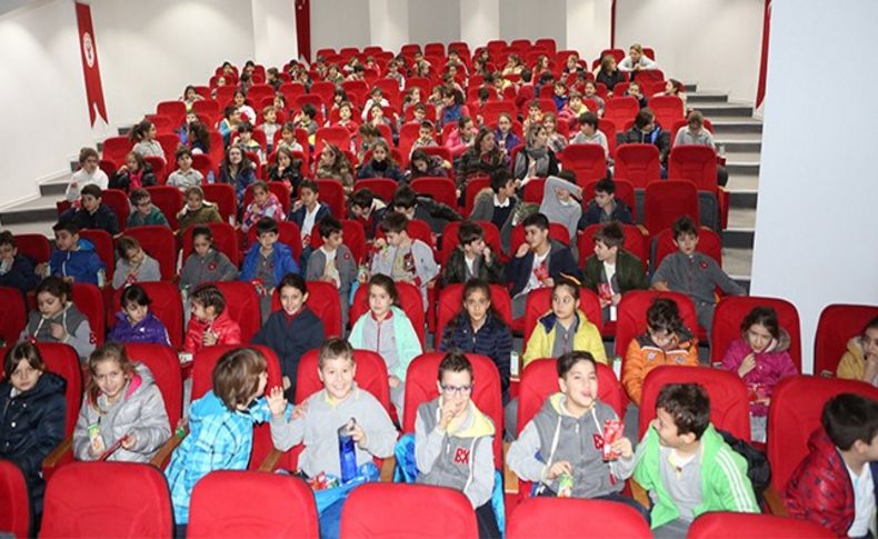 Bornova'da Çocuk Sinema Günleri başladı