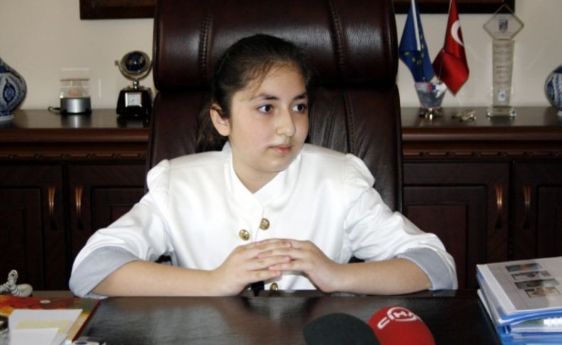 Bursa’nın ilk kadın valisi göreve başladı