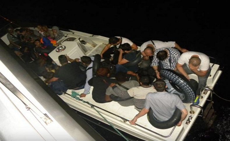 Çeşme, Dikili ve Seferihisar açıklarında 290 kaçak göçmen yakalandı