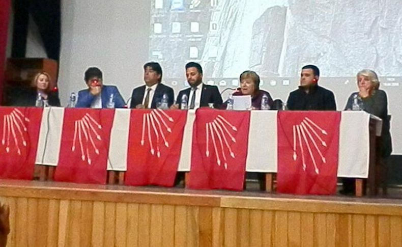 CHP Foça Danışma Kurulu toplantısı yapıldı