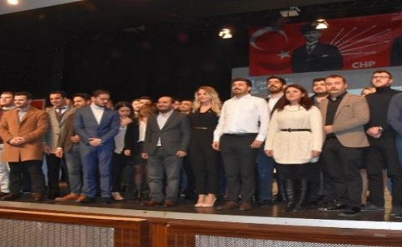 CHP Gençlik'ten İzmir'de eğilim ve liste çıkışı
