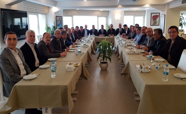 CHP İzmir'de kritik toplantıda karar çıkmadı, top artık delegede