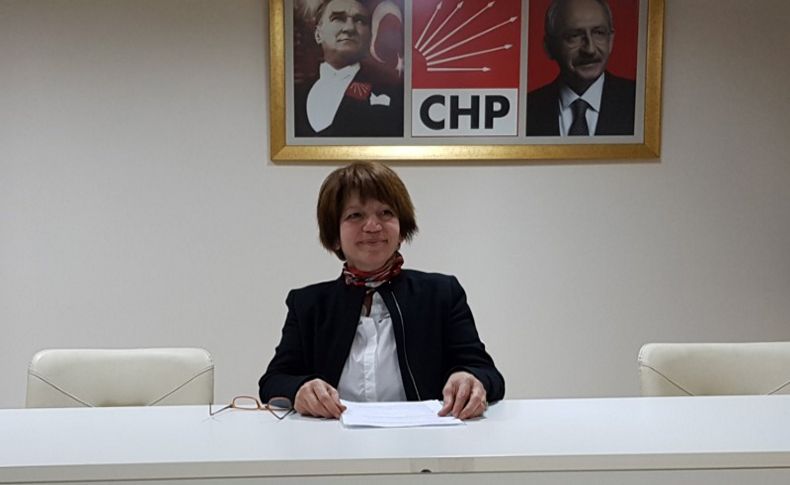 CHP İzmir'e kadın aday: Tokgözlü yola çıktı