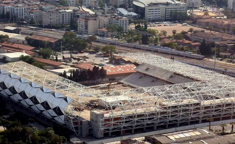 CHP'li Sertel açılmayan Alsancak Stadı'nı sordu