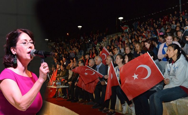 Çiğli'de Cumhuriyete İlkay Akkaya'lı kutlama