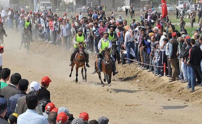 Çiğli'de rahvan yarışlarında korkunç kaza