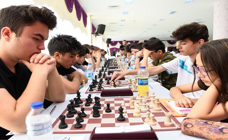 Çiğli'de satranç heyecanı