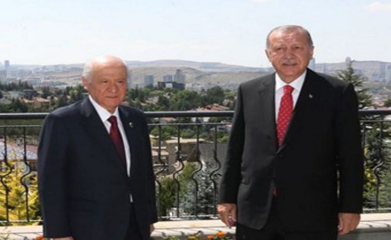 Cumhurbaşkanı Erdoğan'dan Bahçeli'ye evinde ziyaret