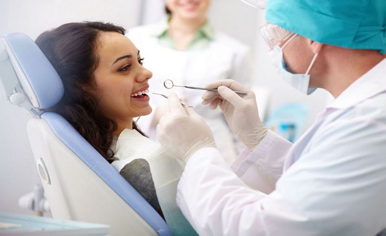 Daha mutlu gülüşler için İzmir ortodonti