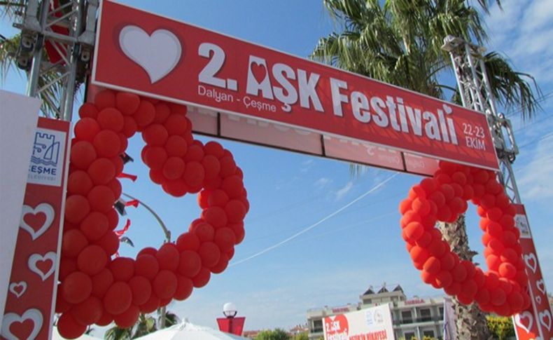 Dalyan Aşk Festivali Çeşme'de renkli başladı