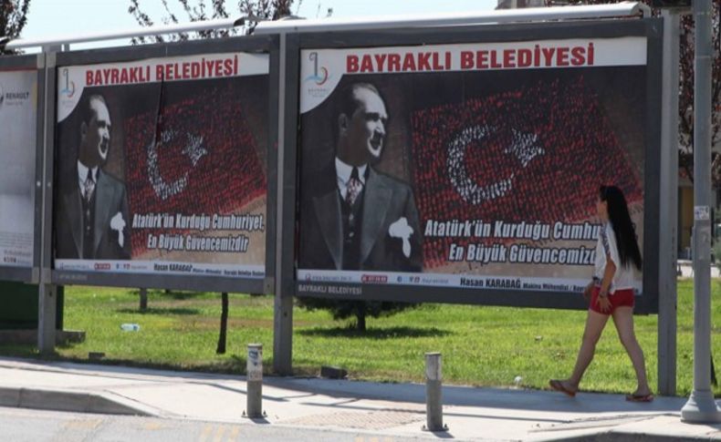 Darbe girişimine karşı Atatürklü afiş