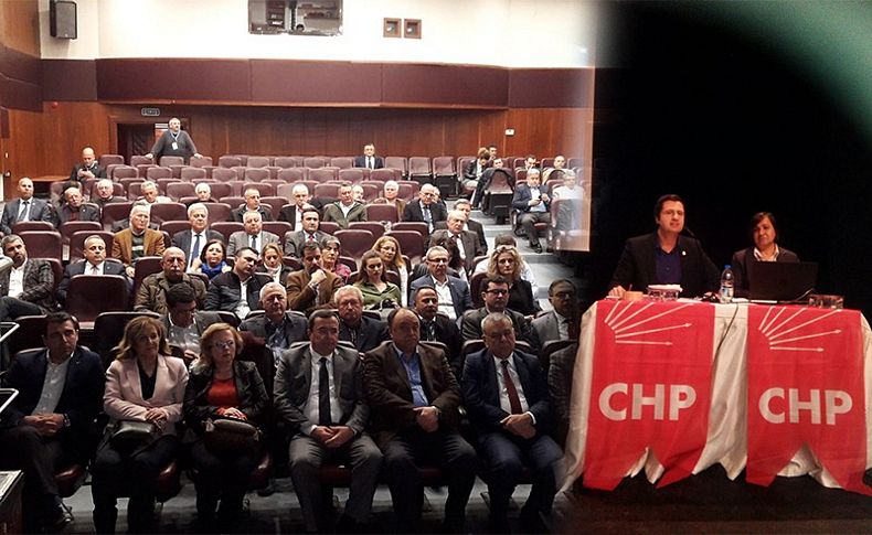 Delegelerin görüşleri alındı, CHP'de tüzük zirvesi