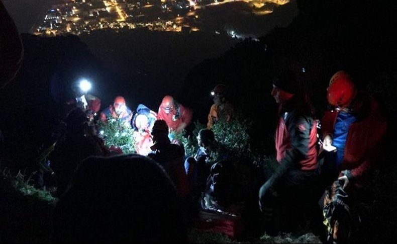 Denizli'de kayalıklara düşen 2 İranlıyı AFAT ekipleri kurtardı