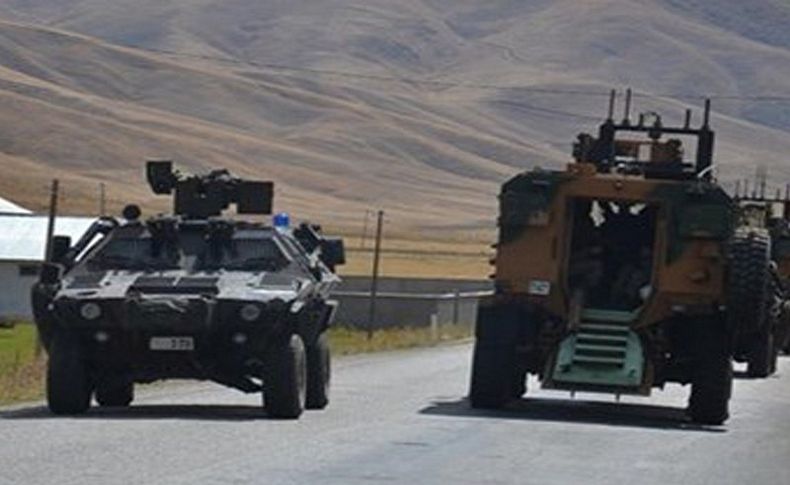 Diyarbakır'da zırhlı araç devrildi: 2 polis şehit