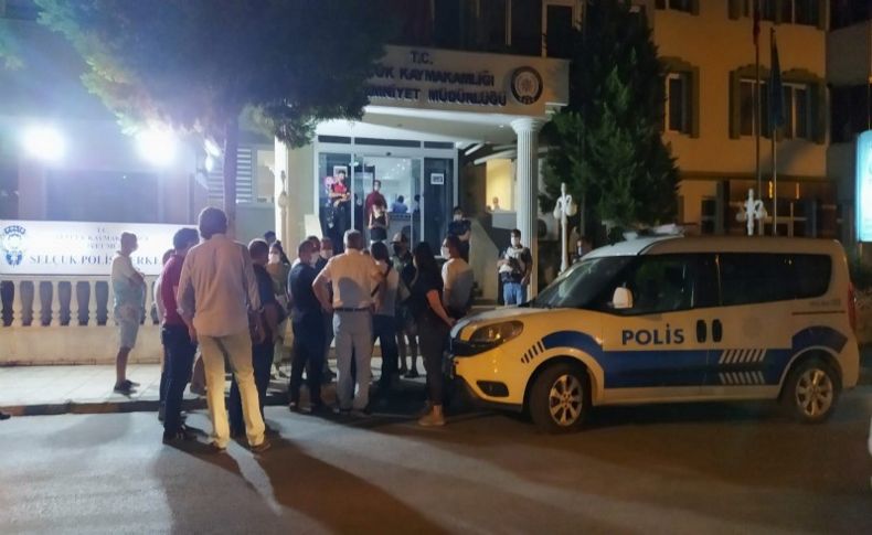 Efes Selçuk'ta CHP'li meclis üyesine sopalı saldırı!