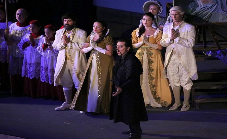 Efes'te 'Tosca Operası' sahnelendi