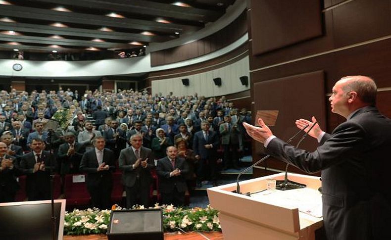 Erdoğan'dan il başkanlarına istifa uyarısı