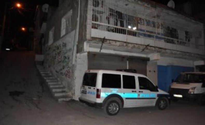 İzmir'in göbeğinde çifte saldırı: 1 ölü 12 yaralı