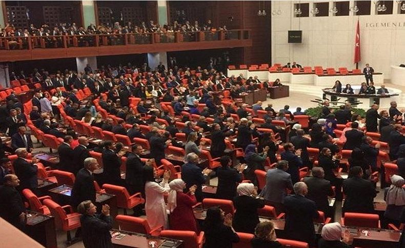 EYT yine AK Parti-MHP engeline takıldı