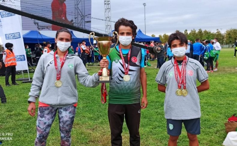 Gaziemir’in Amazonları Türkiye Şampiyonu