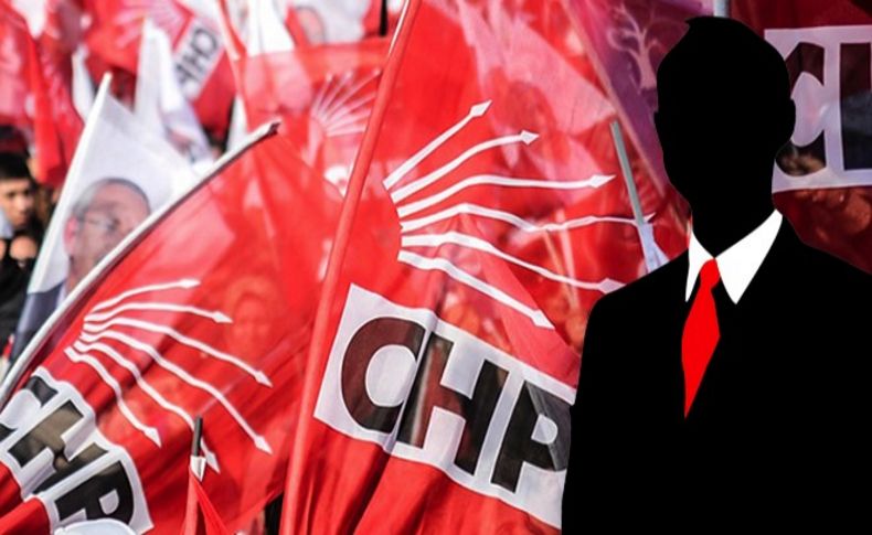 CHP Eski Genel Başkanı'ndan sürpriz karar