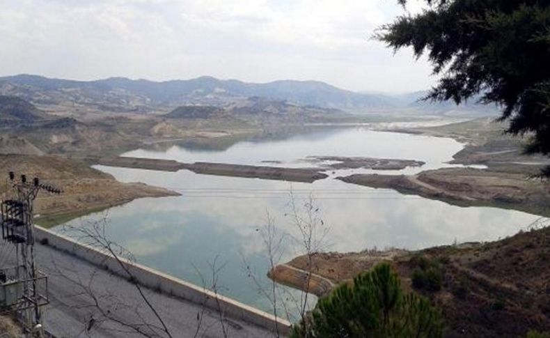 Gördes Barajı'nda imalat hatası: Zarar 100 milyon lira