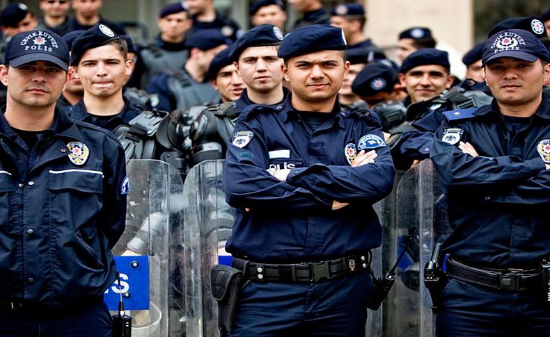 Göztepe-Beşiktaş maçı için 1500 polis