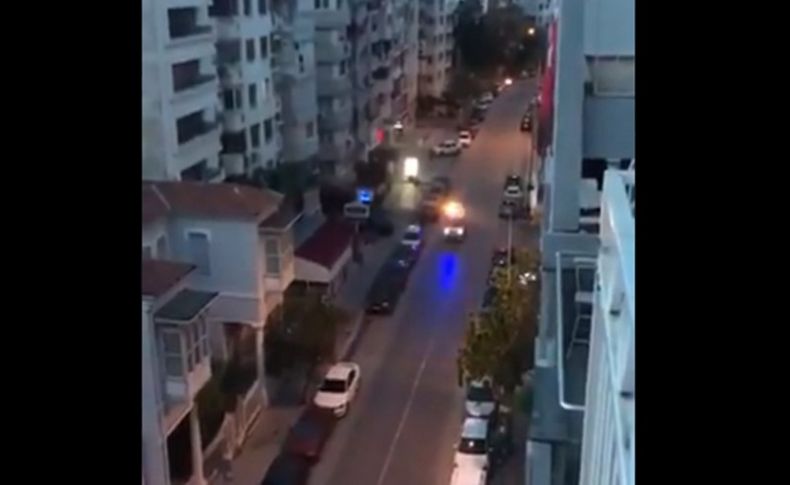 Göztepe sokaklarında polis aracı İzmir Marşı ile devriye attı!