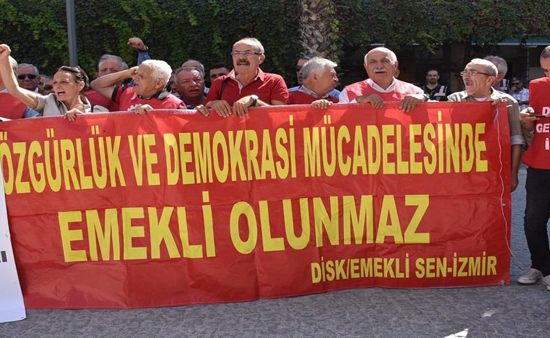 Havalimanı işçilerine İzmir'den destek