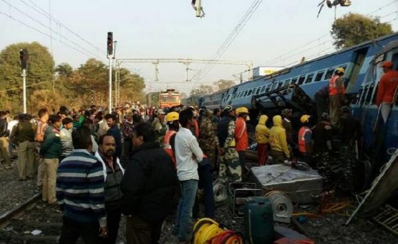 Hindistan’da tren kazası: 27 ölü
