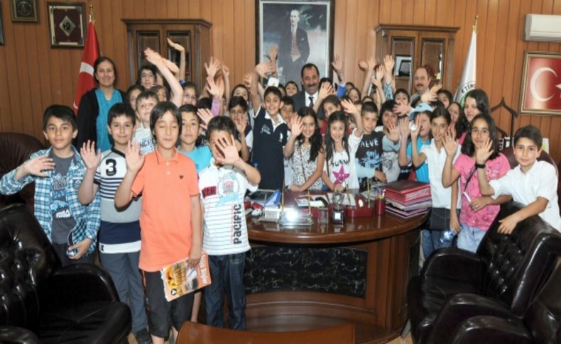 İlkokul öğrencileri Etimesgut Belediyesi'ni ziyaret etti