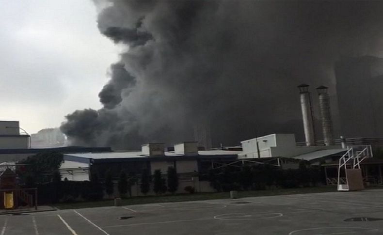 İstanbul'da bira fabrikasında yangın çıktı