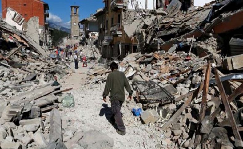 Bir kasaba yok oldu: 247 ölü