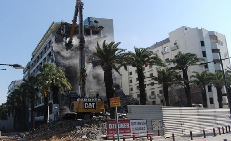 İTO'nun yeni binası için yıkım hızlandı