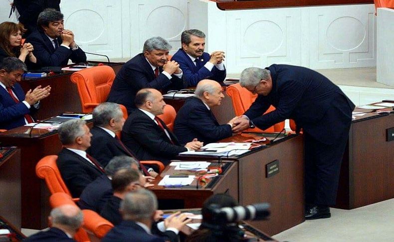 İYİ Partili Dervişoğlu: Uzatılan eli geri çeviremezsiniz