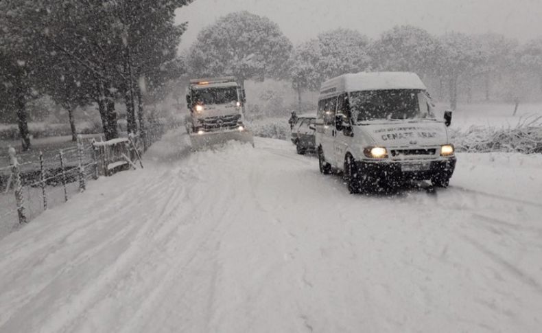 İzmir Büyükşehir Belediyesinden karla mücadele raporu