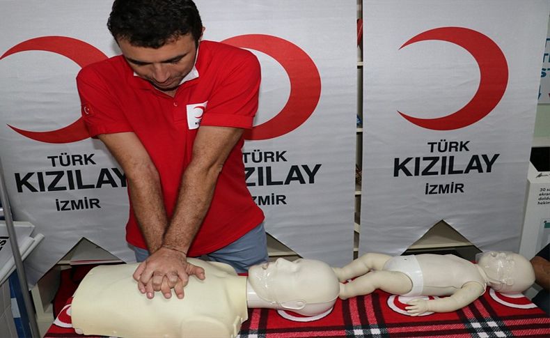 İzmir'de '14 Eylül Dünya İlk Yardım Günü' etkinliği