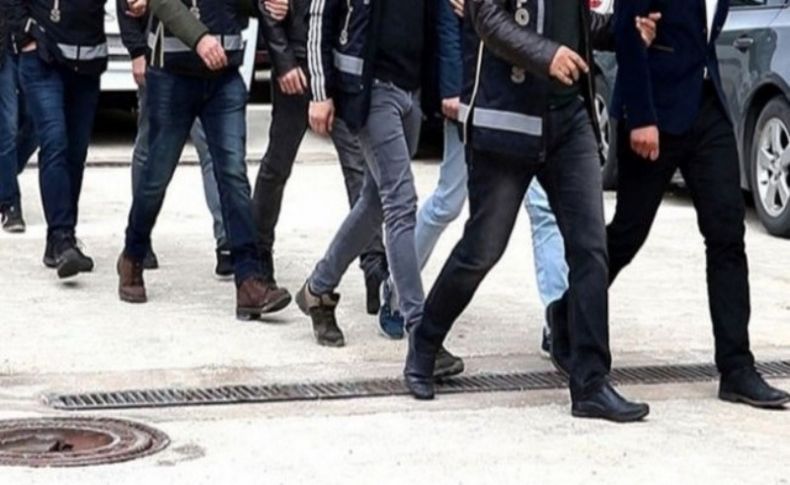 İzmir'de 19 uyuşturucu operasyonunda 22 tutuklama