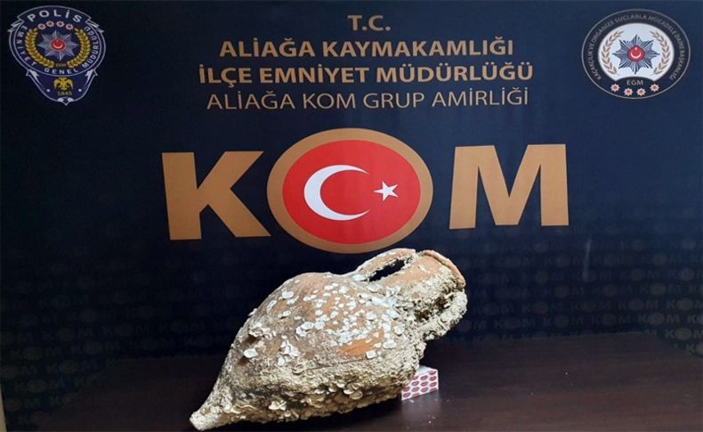 İzmir'de 2 bin 500 yıllık amfora ele geçirildi