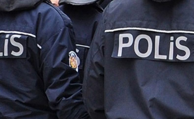 İzmir'de 40 polise daha tutuklama